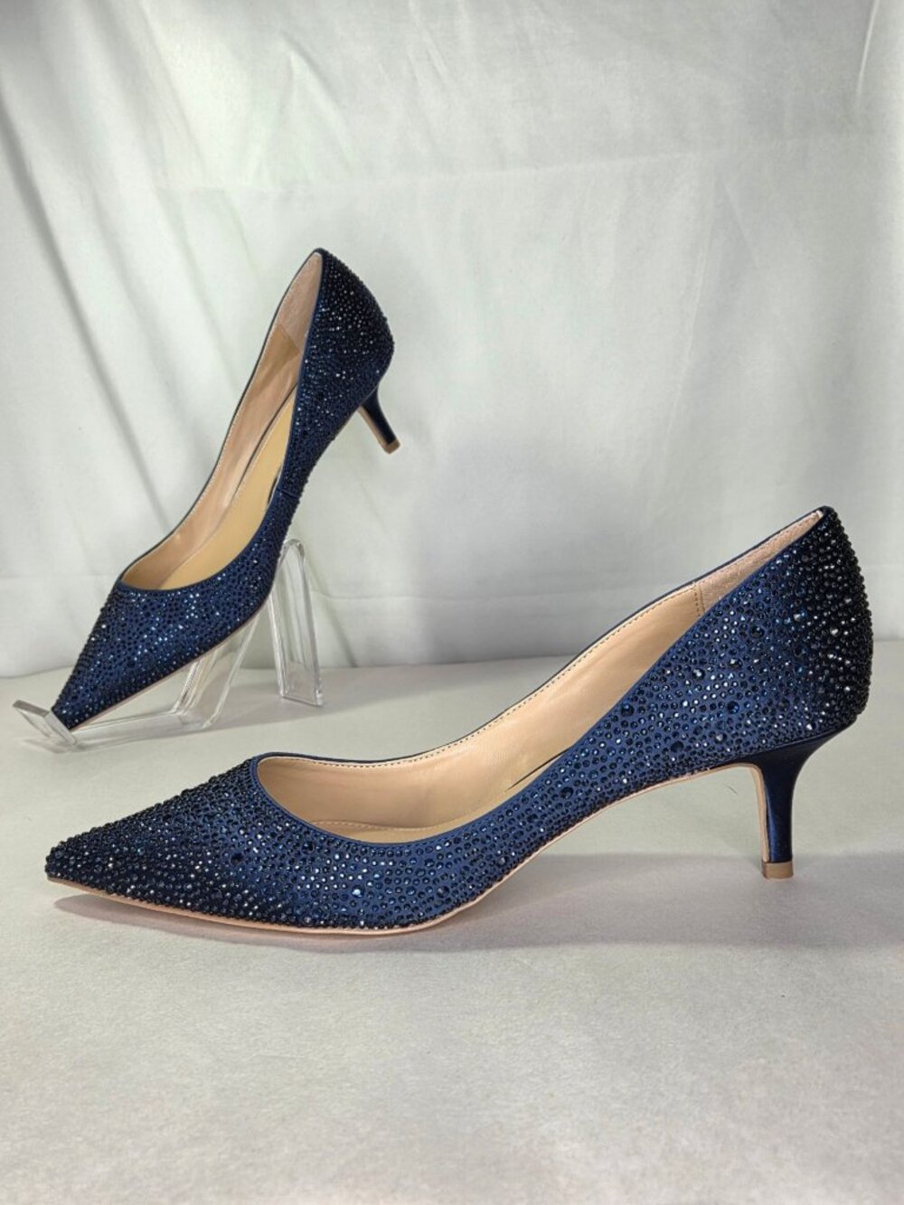 Jewel Badgley Mischka Women's Frenchie Kitten Heel Evening Pumps - Navy